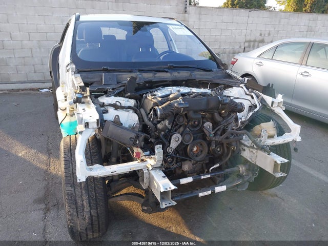 Jaguar F-pace 35t Premium 2017 SADCJ2BV2HA893457 Image 6