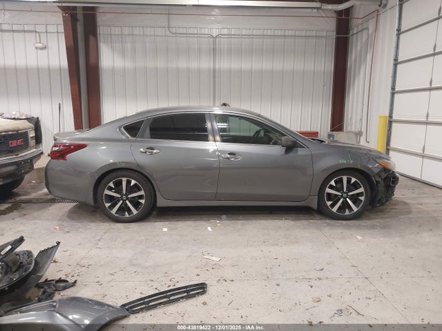 1N4AL3AP5JC259808 Nissan Altima 2.5 Sr