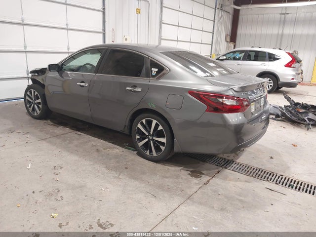 1N4AL3AP5JC259808 Nissan Altima 2.5 Sr