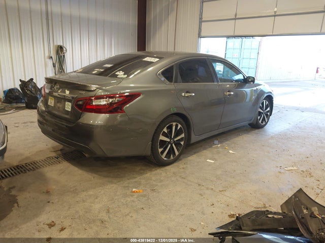 1N4AL3AP5JC259808 Nissan Altima 2.5 Sr