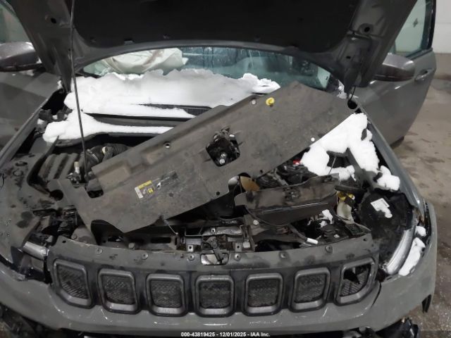 2022 JEEP COMPASS 3C4NJDDB2NT161224 Photo 9