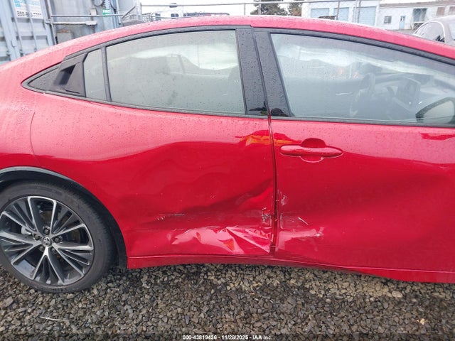 JTDADABU5R3024465 Toyota Prius Limited Awd-e