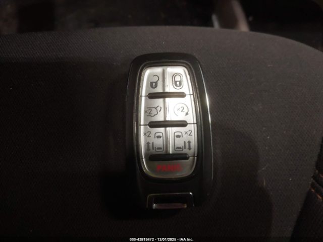 2018 CHRYSLER PACIFICA 2C4RC1FG8JR257536 Photo 10