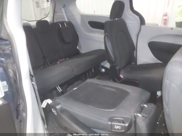 2018 CHRYSLER PACIFICA 2C4RC1FG8JR257536 Photo 7