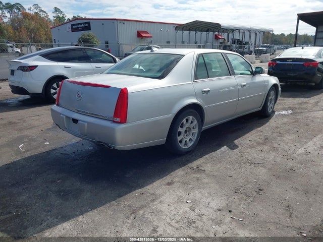 2010 CADILLAC DTS 1G6KA5EY0AU110254 Photo 3