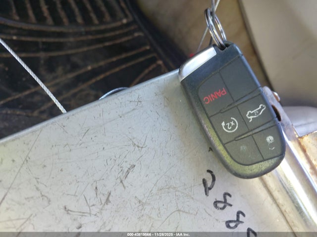 43819566 :رقم المزاد ، 2C3CCAAG3DH556606 vin ، 2013 Chrysler 300 Motown مزاد بيع