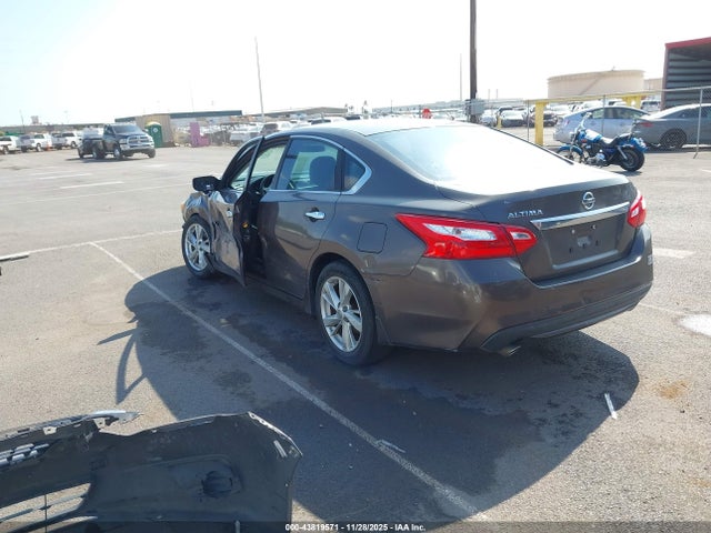 Nissan Altima 2.5 S 2017 1N4AL3AP1HN311675 Image 3