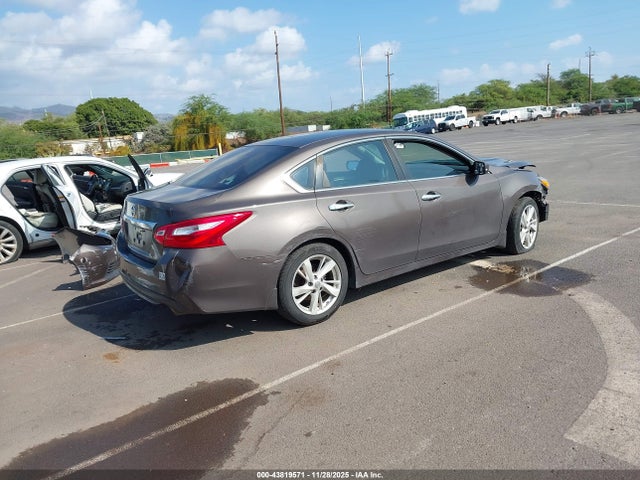 Nissan Altima 2.5 S 2017 1N4AL3AP1HN311675 Image 4