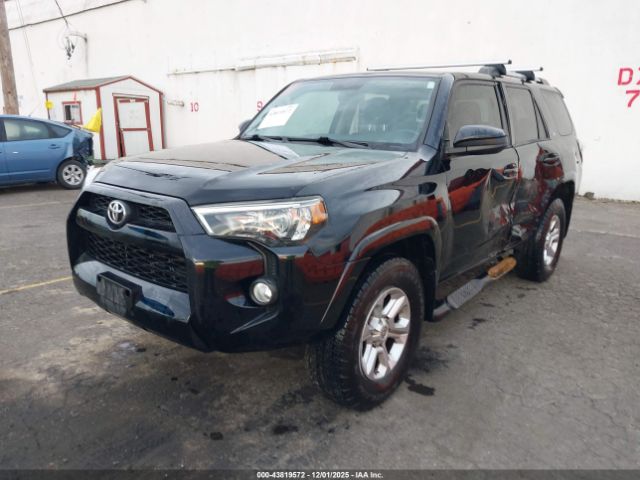 2019 TOYOTA 4RUNNER JTEBU5JR2K5702670 Photo 1