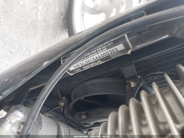 Продажа на аукционе авто 2004 Honda Vtx1300 C, vin: 1HFSC551X4A000303, номер лота: 43819599