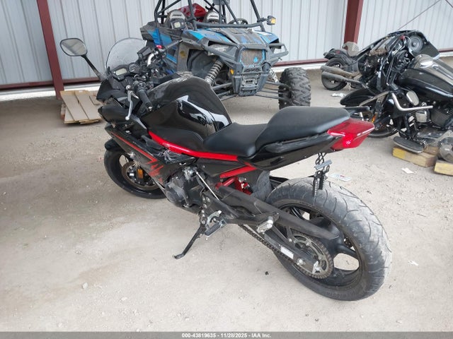 Yamaha Fz6 R 2016 JYARJ18E9GA014683 Image 3