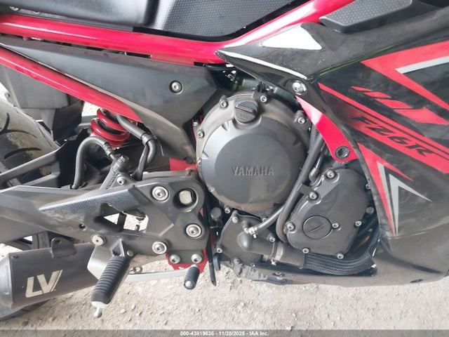 Yamaha Fz6 R 2016 JYARJ18E9GA014683 Image 8