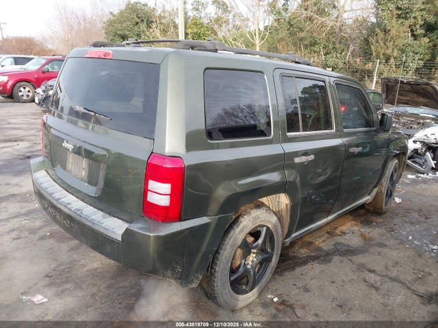2008 JEEP PATRIOT 1J8FT28W98D649282 Photo 3