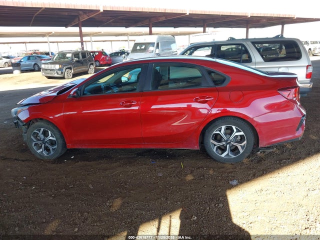 KIA Forte Lxs 2019 3KPF24AD7KE035657 Image 14