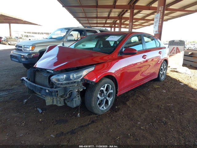 KIA Forte Lxs 2019 3KPF24AD7KE035657 Image 2