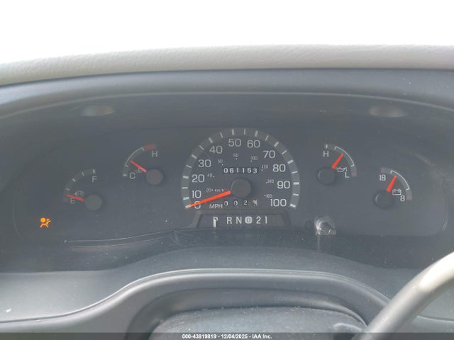 43819819 :رقم المزاد ، 1FTRE14282HA75186 vin ، 2002 Ford E-150 Commercial/recreational مزاد بيع