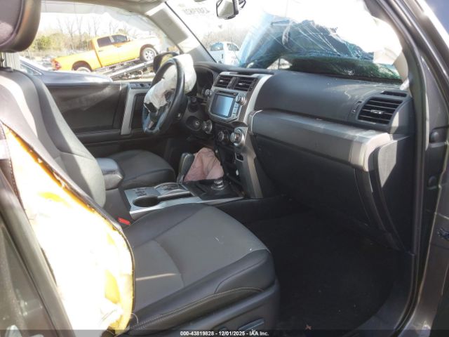 2016 TOYOTA 4RUNNER JTEBU5JR5G5296407 Photo 4