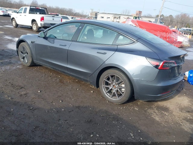 2023 TESLA MODEL 3 5YJ3E1EA2PF640342 Photo 2