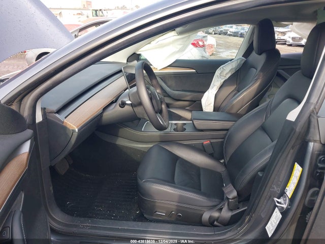 2023 TESLA MODEL 3 5YJ3E1EA2PF640342 Photo 4