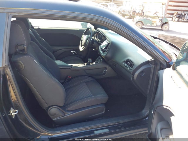 2016 DODGE CHALLENGER 2C3CDZBT6GH358940 Photo 4