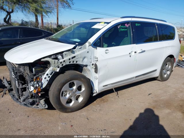2017 CHRYSLER PACIFICA 2C4RC1EG6HR752572 Photo 1