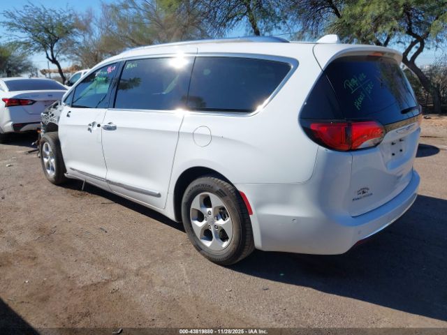 2017 CHRYSLER PACIFICA 2C4RC1EG6HR752572 Photo 2