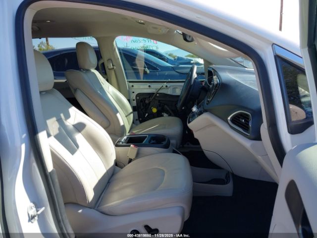 2017 CHRYSLER PACIFICA 2C4RC1EG6HR752572 Photo 4