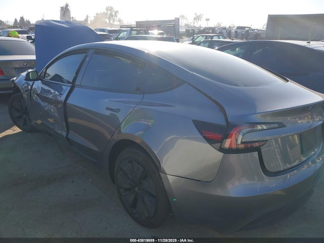 2024 TESLA MODEL 3 5YJ3E1EA2RF857585 Photo 2