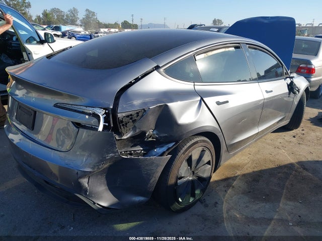 2024 TESLA MODEL 3 5YJ3E1EA2RF857585 Photo 3