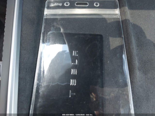 2026 TESLA MODEL Y 7SAYGDEE2TF461462 Photo 10