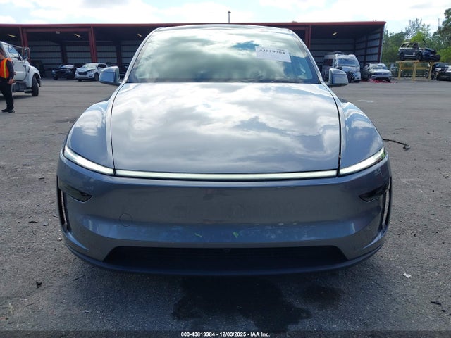 43819984 :رقم المزاد ، 7SAYGDEE2TF461462 vin ، 2026 Tesla Model Y Long Range Dual Motor All-wheel Drive/long Range Launch Series مزاد بيع