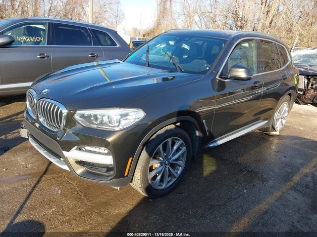 2018 BMW X3 5UXTR9C50JLD69067 Photo 1