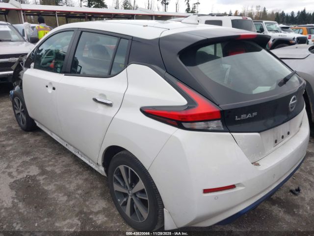 2022 NISSAN LEAF 1N4BZ1BV3NC561401 Photo 2