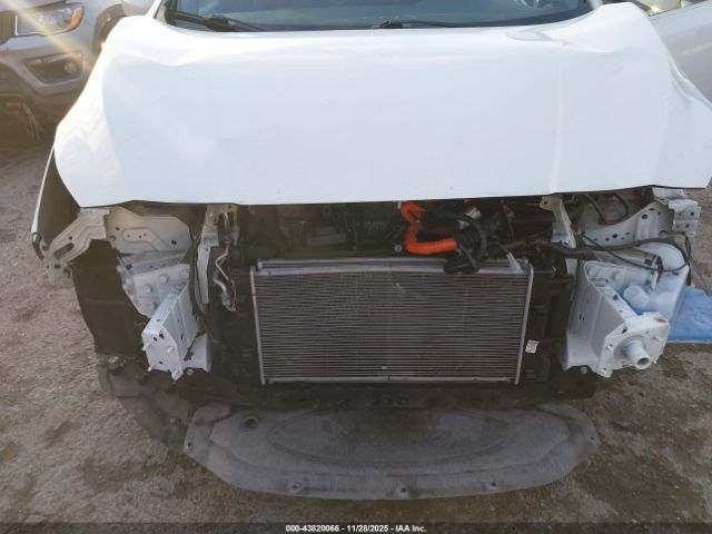 2022 NISSAN LEAF 1N4BZ1BV3NC561401 Photo 5