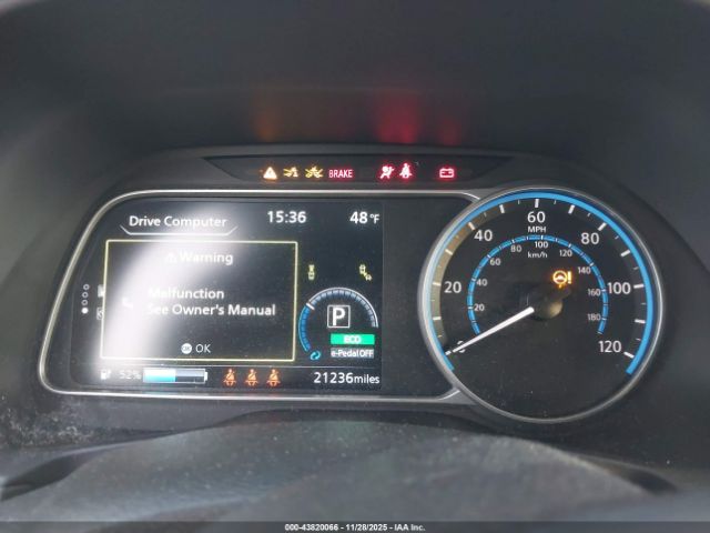 2022 NISSAN LEAF 1N4BZ1BV3NC561401 Photo 6