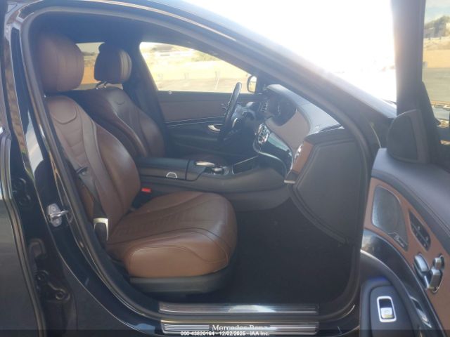 2019 MERCEDES-BENZ S 560 WDDUG8DB9KA478816 Photo 4