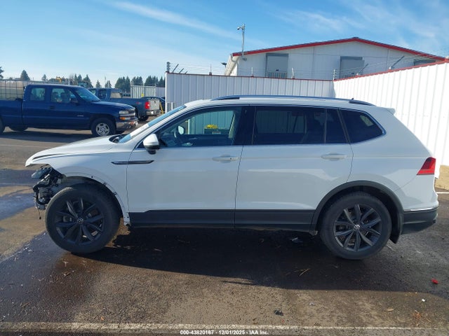 3VVMB7AX0RM032507 Volkswagen Tiguan 2.0t Se/2.0t Wolfsburg Edition