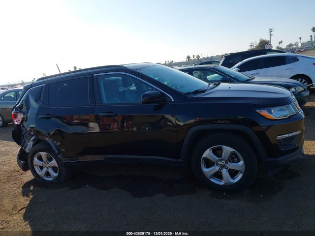 Jeep Compass Latitude Fwd 2018 3C4NJCBB0JT469130 Image 13
