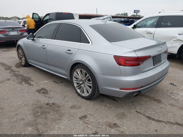 2018 AUDI A4 WAULMAF42JA101079 Photo 2