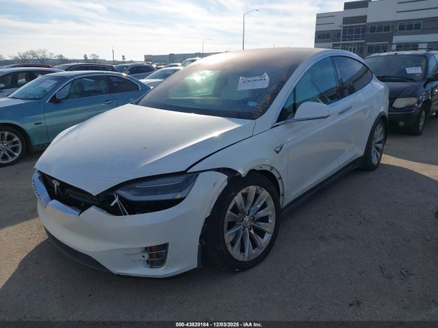 2017 TESLA MODEL X 5YJXCBE22HF049144 Photo 1