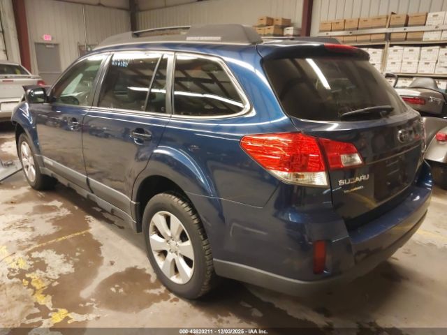 2011 SUBARU OUTBACK 4S4BRBCC7B3370570 Photo 2