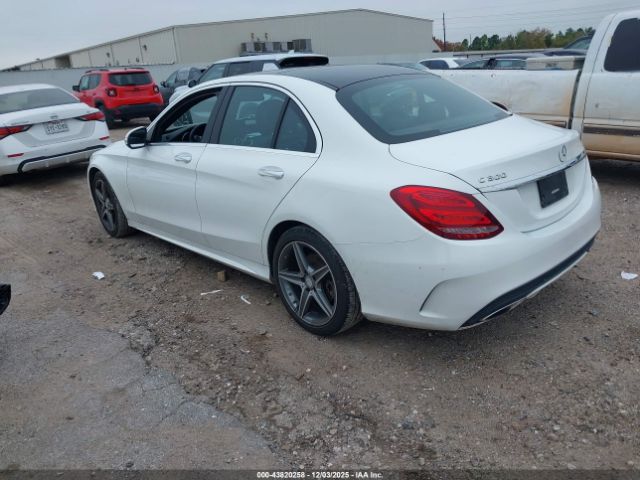 2015 MERCEDES-BENZ C 300 55SWF4KB5FU025256 Photo 2