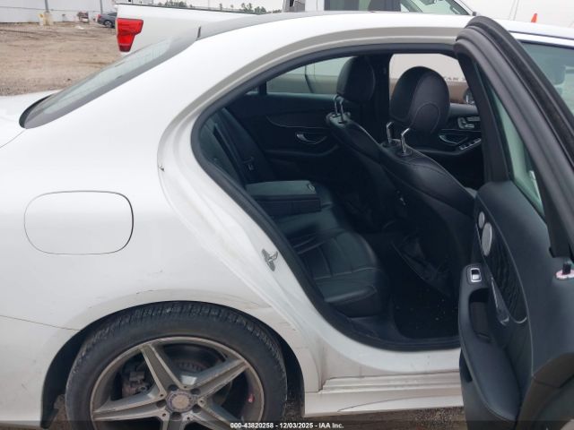 2015 MERCEDES-BENZ C 300 55SWF4KB5FU025256 Photo 7