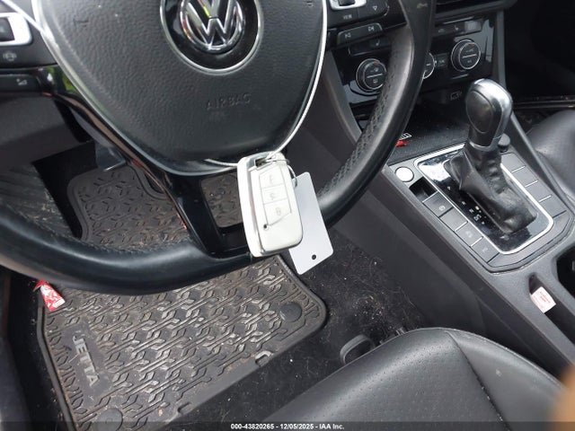 3VWC57BU8KM192935 Volkswagen Jetta 1.4t R-line/1.4t S/1.4t Se