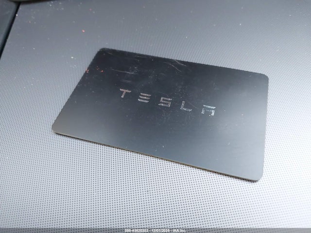 2026 TESLA MODEL Y 7SAYGDEE4TF359242 Photo 10