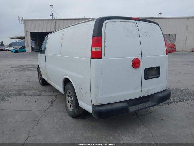1GCSGAFX8E1164595 Chevrolet Express 1500 Work Van
