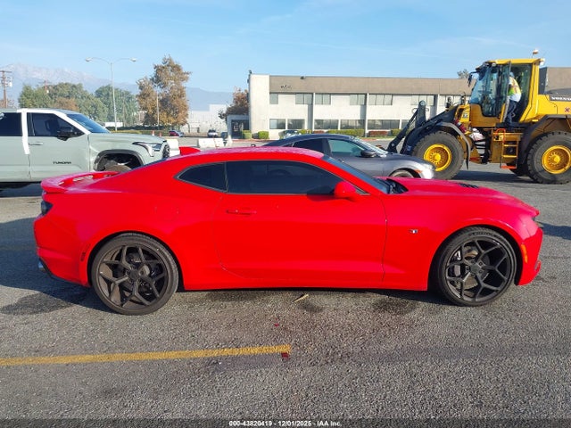 Chevrolet CAMARO 2SS 2019 1G1FH1R76K0103475 Image 13