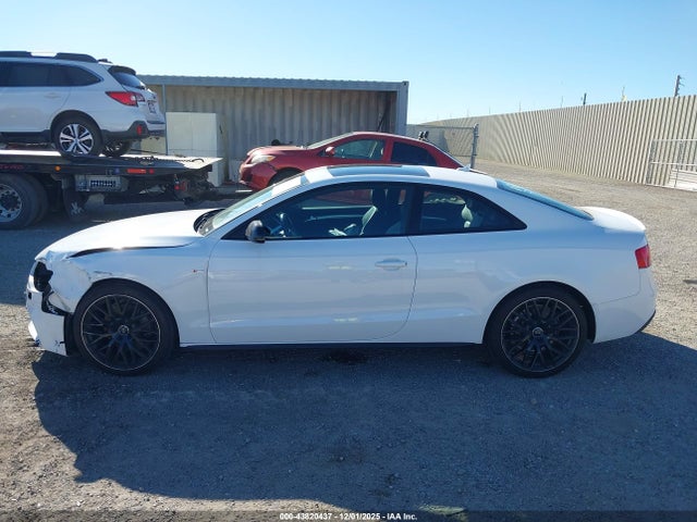 Audi A5 2.0t Sport 2017 WAUD2AFRXHA000663 Image 14