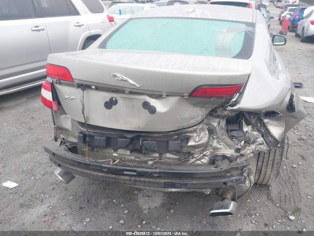 2011 JAGUAR XF SAJWA0FB6BLR87240 Photo 5