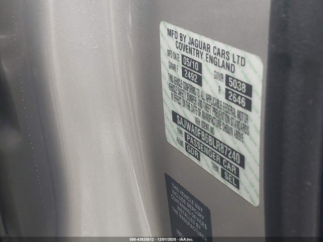 2011 JAGUAR XF SAJWA0FB6BLR87240 Photo 8